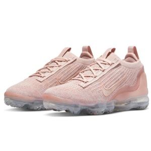 Nike VaporMax FlyKnit  Pink Oxford Sneakers